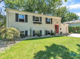 4608 Wickford Dr, Sylvania, OH 43560