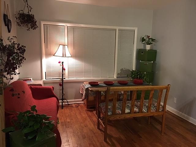 1st image of 4659 Moore St #15