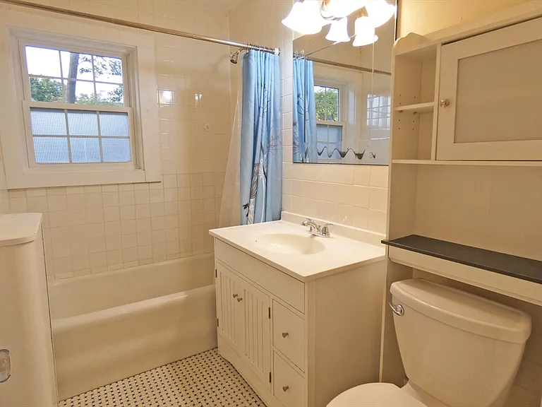 59-61 Athelstane Rd #59 — Photo 11