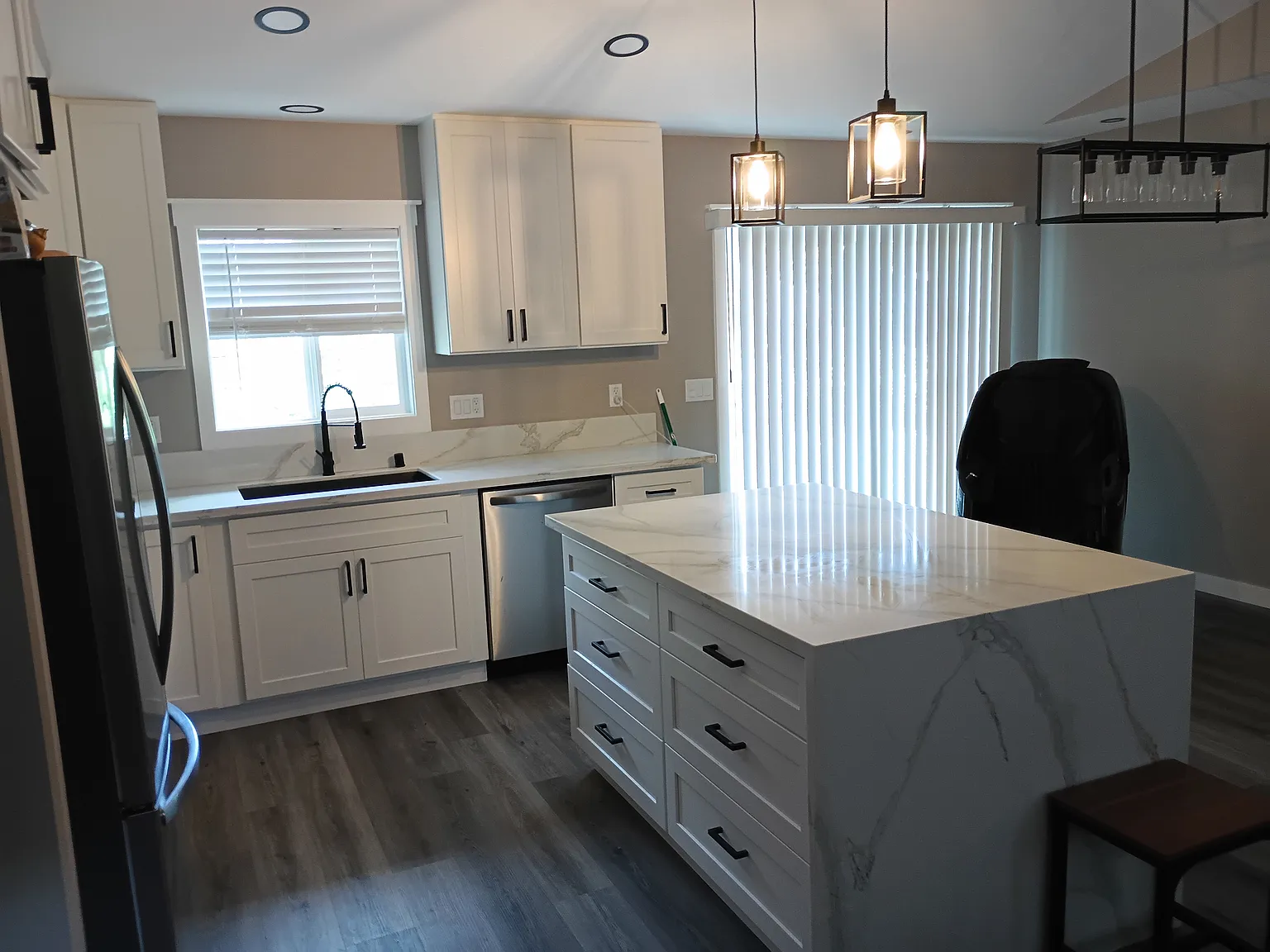 3 bed, 1166 sqft, $2,500 — Photo 3