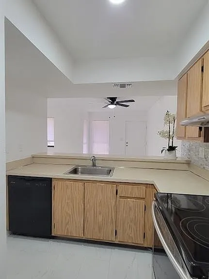 1064 Villa Dr #C203 — Photo 11