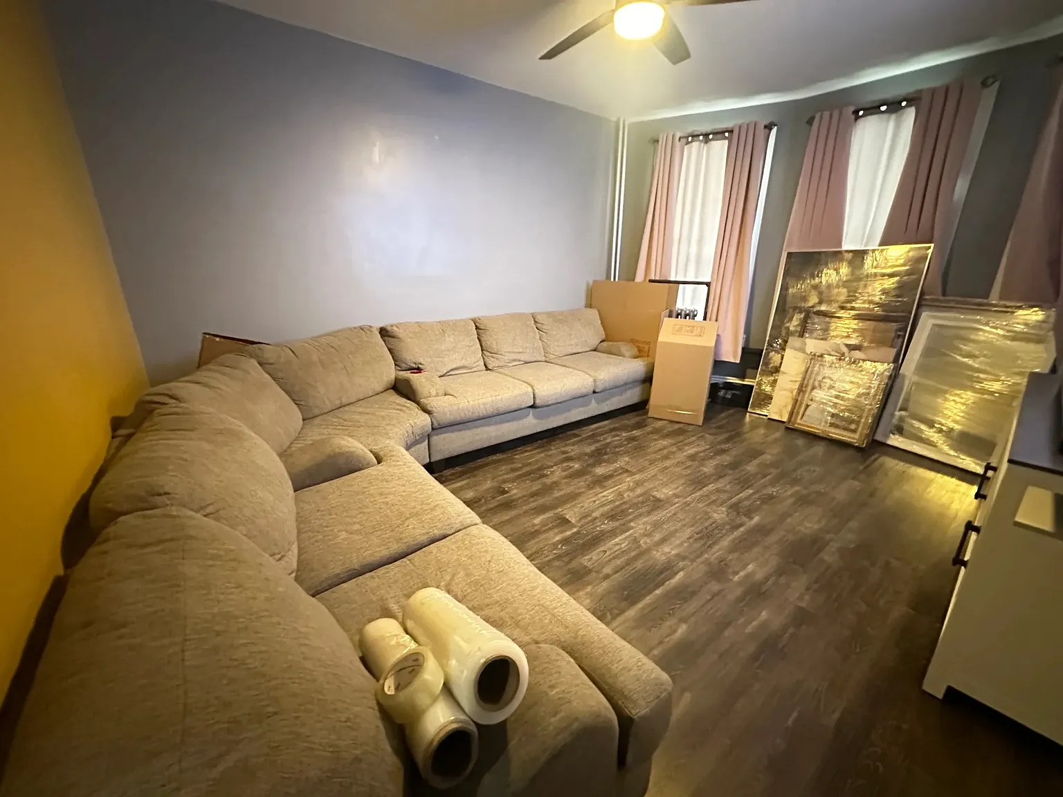 4 bed, $3,868 — Photo 2