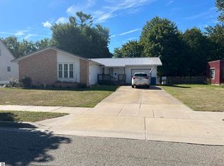 330 Orchard St, Standish, MI 48658