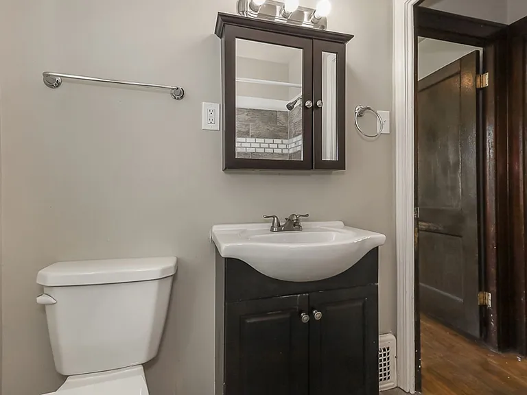 17204 Mapleboro Ave — Photo 8