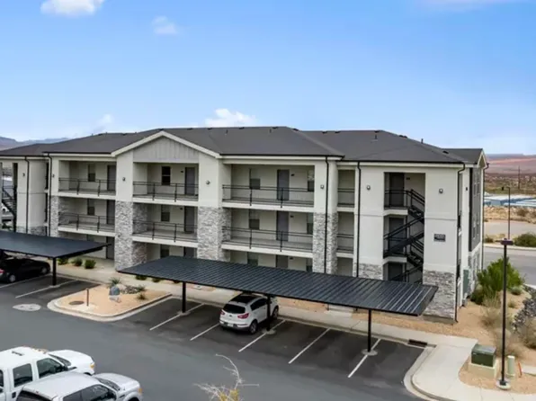 128 N Lone Rock Dr Unit 202, Hurricane, UT 84737