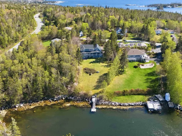 17 Paddys Head Rd, Halifax, NS B3Z 3X4