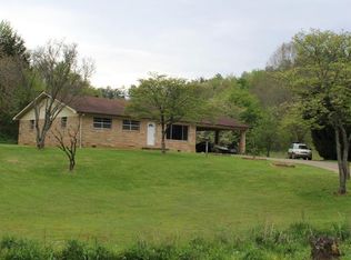 38 Leonard Davis Rd, Robbinsville, NC 28771