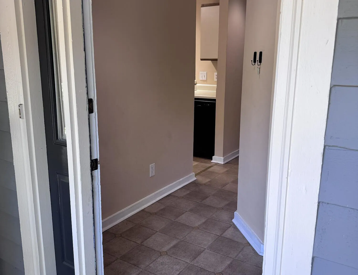 2 bed, 2.0 bath, $1,700 — Photo 3