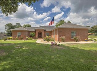 598 Bocage Rd, Cantonment, FL 32533