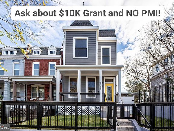 2nd image of 2105 4th St NE
