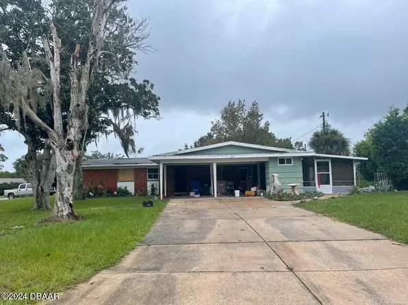 2 Silver Cir, Edgewater, FL 32141
