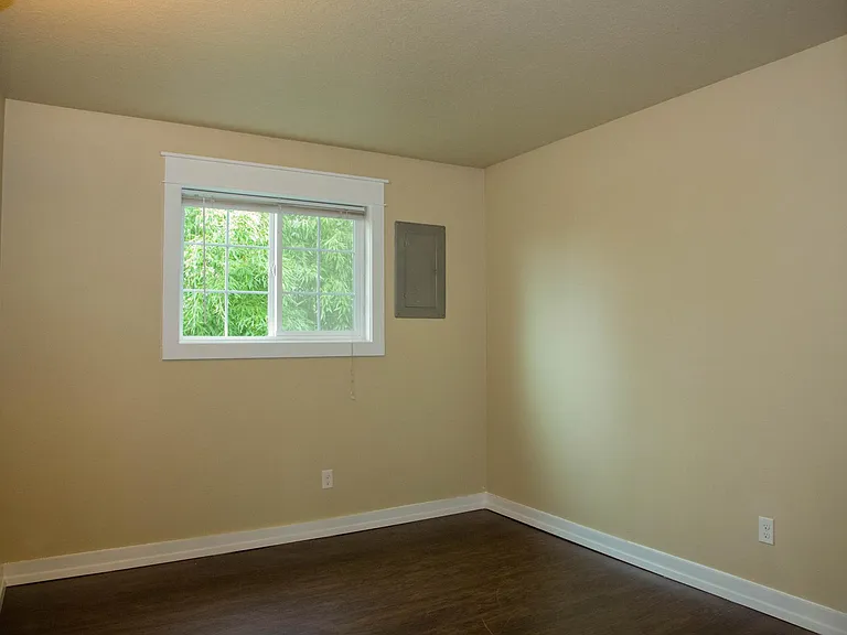 2341 N Lombard St — Photo 10