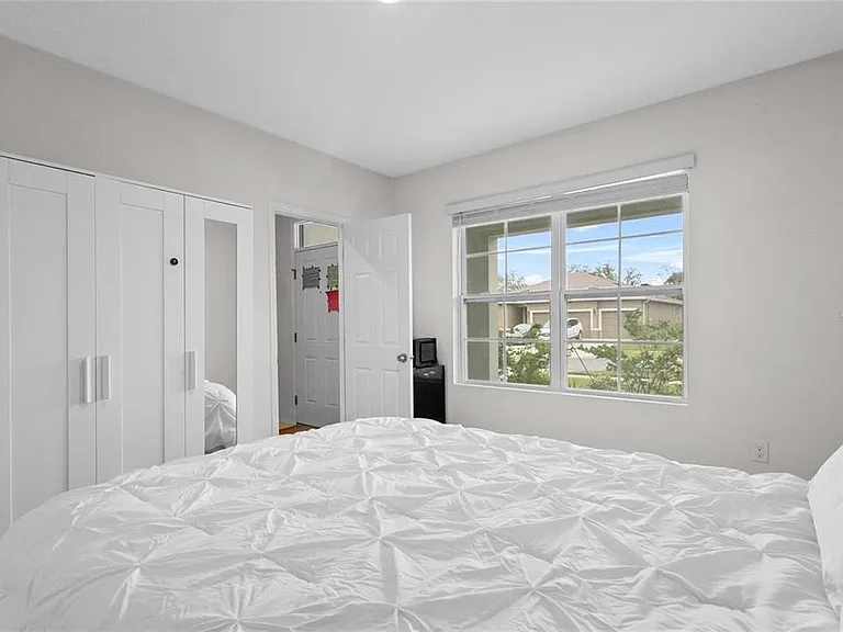 1872 Rustic Falls Dr — Photo 18