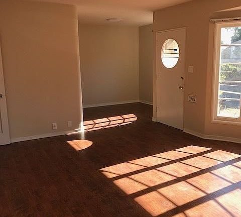 3rd image of 385 E Washington Blvd