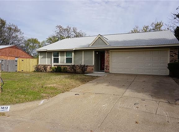 2nd image of 1813 Heidelberg Dr