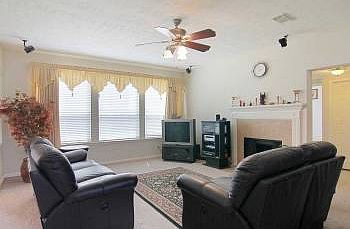 3rd image of 2203 Lake Wind Dr