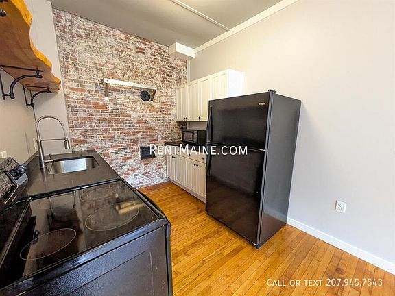 3rd image of 3 Cushing St APT 4