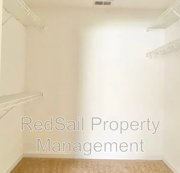 217 Manor Dr — Photo 29