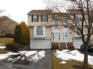 645 Newport Dr, Pittsburgh, PA 15235