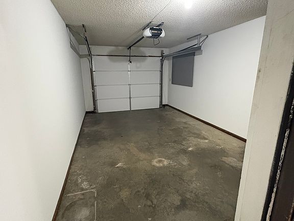4th image of 1408 Ash Ct #1408