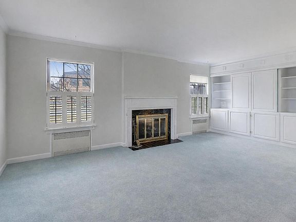 3rd image of 701 Elmore St