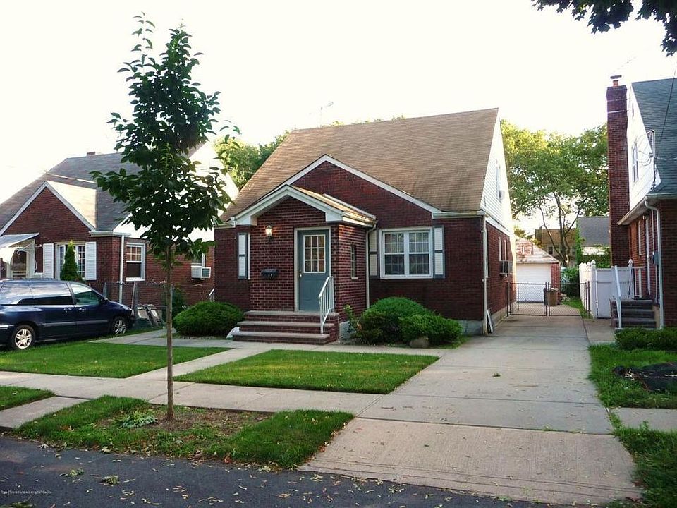 1st image of 280 Ross Ave