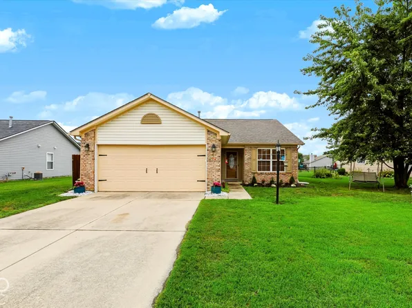 130 Rambling Rd, Greenfield, IN 46140