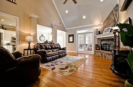 2nd image of 4510 W Creekview Dr