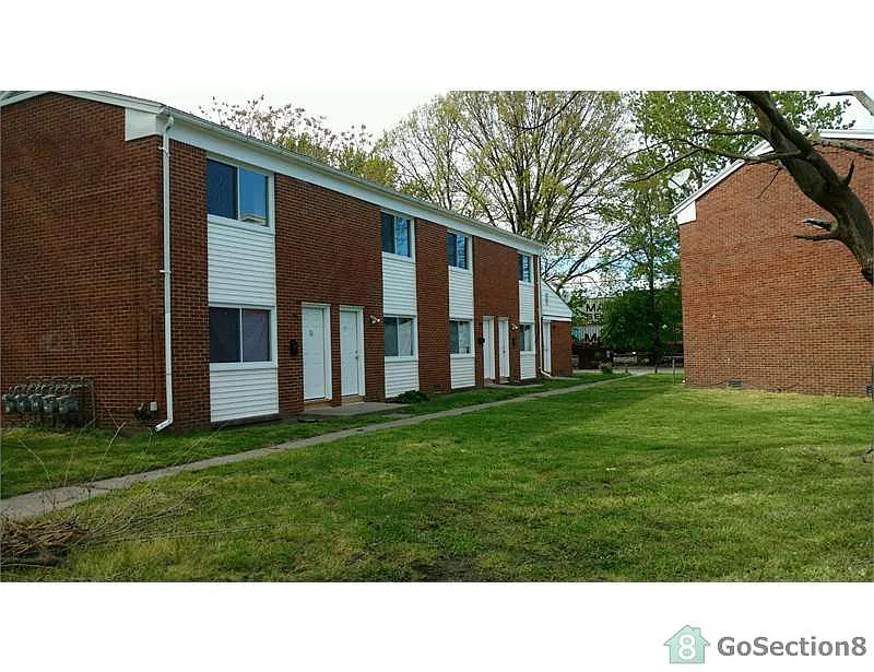 106 S Detroit Ave photo 1