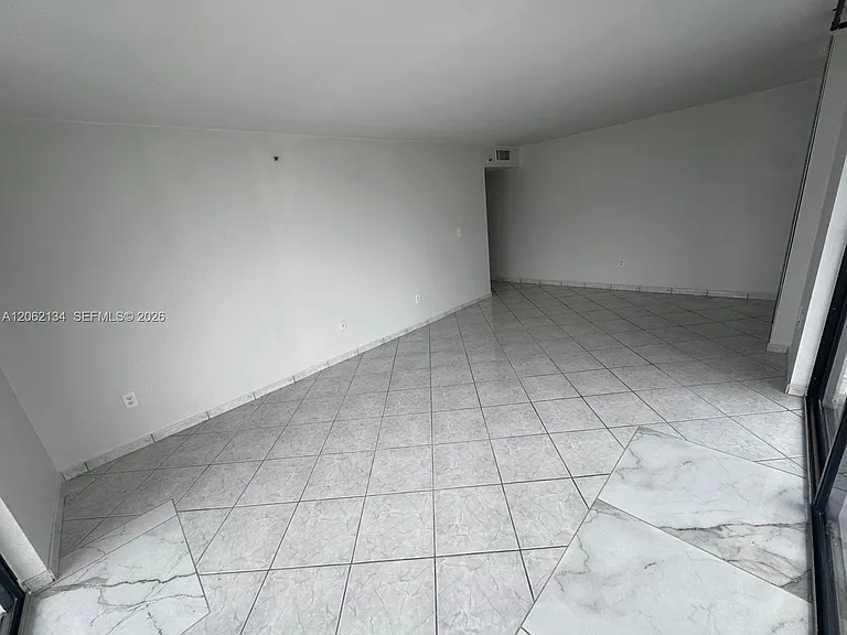 210 174th St #2110 — Photo 13