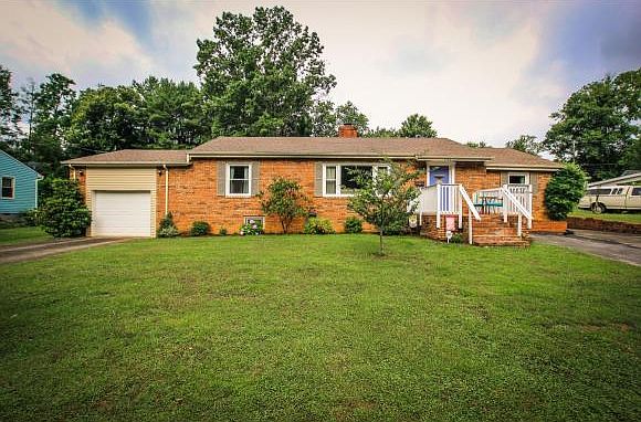 1st image of 1102 Ronald Ln