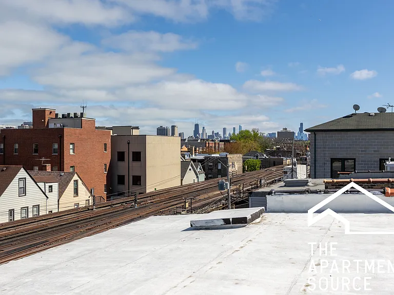 3739 N Sheffield Ave #3 — Photo 25