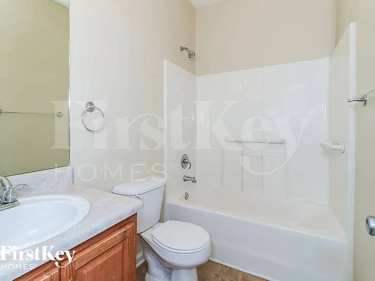 85 Meadow Spring Ct — Photo 14