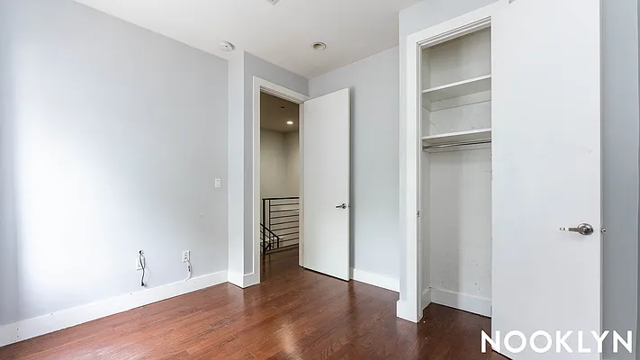 Rented by Nooklyn NYC LLC | media 4