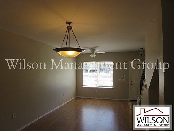3rd image of 6996 Woodlake Dr