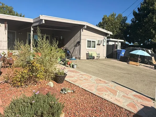 1724 Lockwood Drive, Ukiah, CA 95482