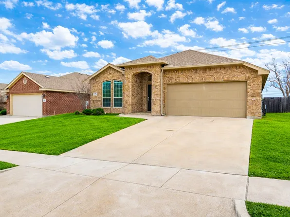 145 Wilson Cliff Dr, Fort Worth, TX 76108