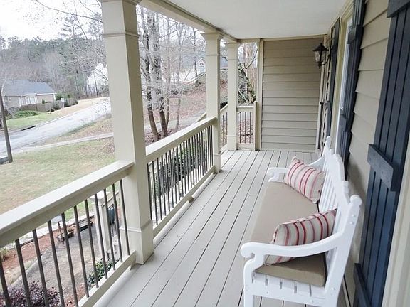 5th image of 3547 Pine Grove Dr