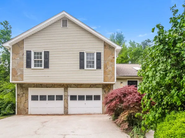 42 Fox Ridge Ct, Dallas, GA 30157