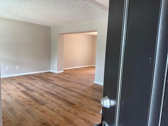 5th image of 594 Hunnicut Dr