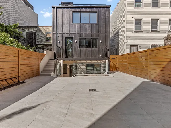 91 Dikeman Street image 15 of 17