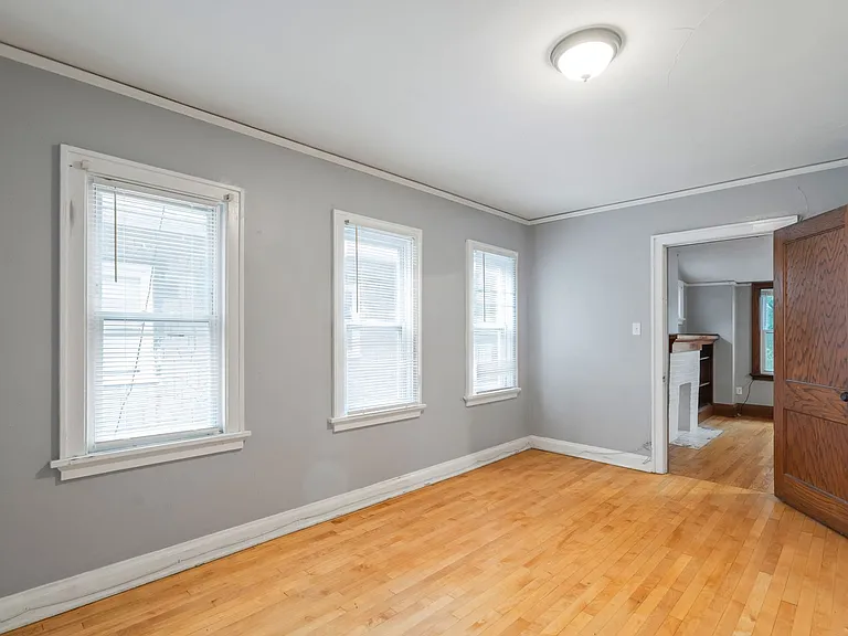 3372 N Downer Ave — Photo 14
