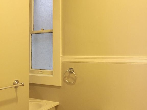 3rd image of 655 Hyde St #5