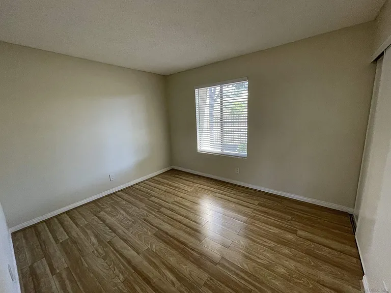 7055 Appian Dr #B — Photo 12