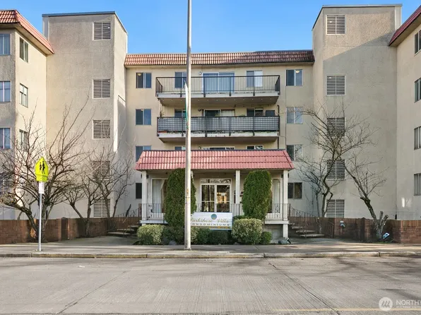 9030 Seward Park Avenue S #411, Seattle, WA 98118