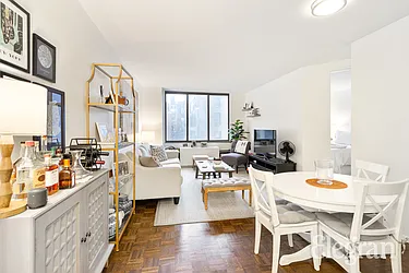 Rented by (Legacy) Elegran