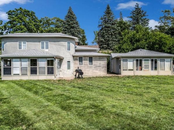 4055 Mitchell Dr, Flint, MI 48506
