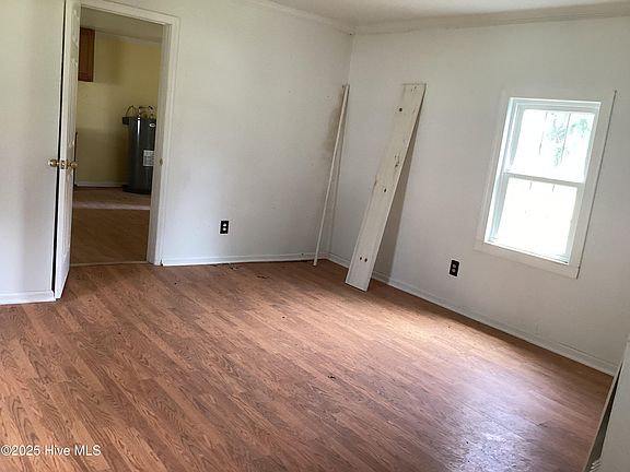 4th image of 117 Circle Drive