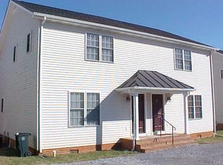 2530 Old Forest Rd, Lynchburg, VA 24501