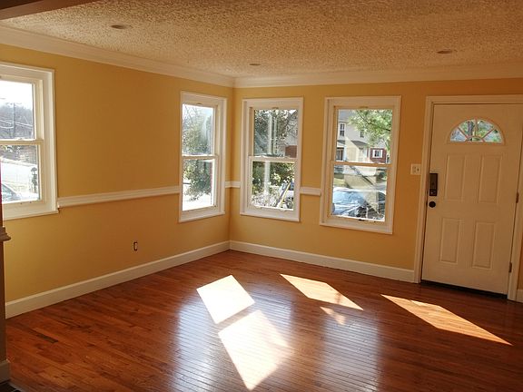 4th image of 6205 Bren Mar Dr